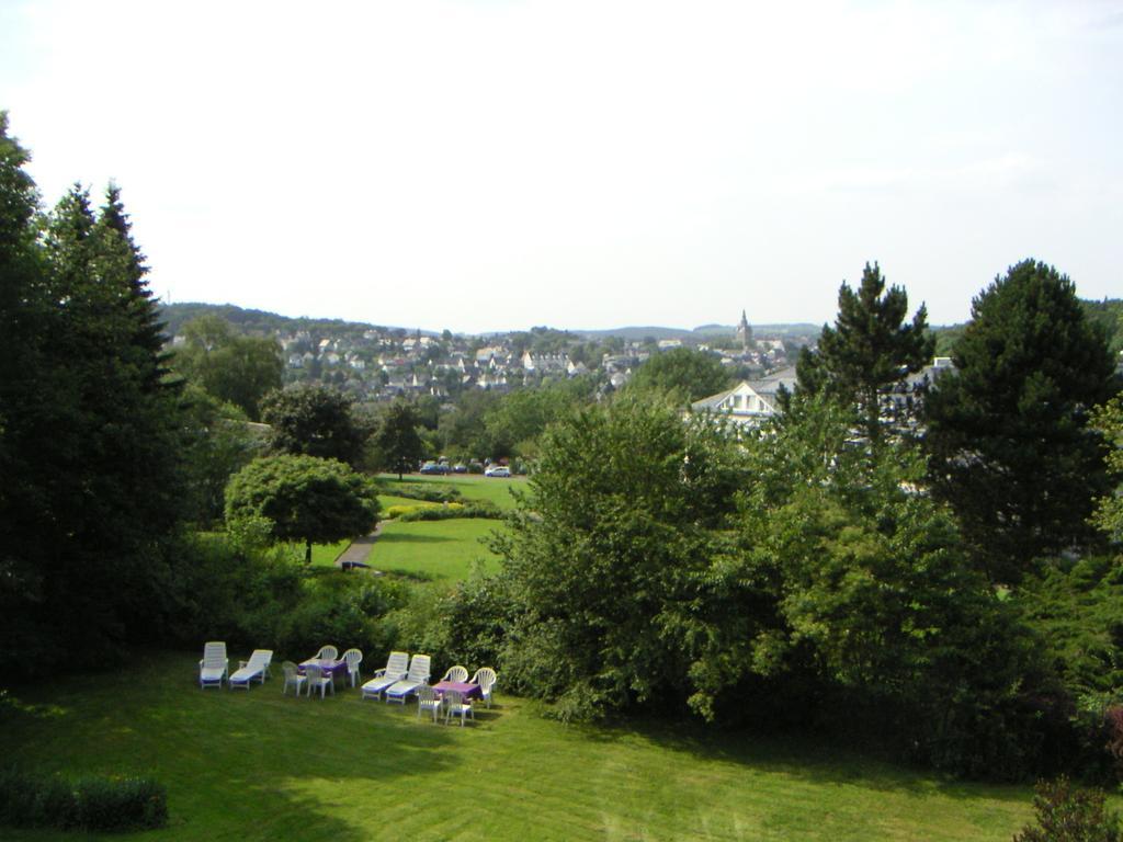 Hotel Haus Hellhohl Garni Brilon Exterior photo