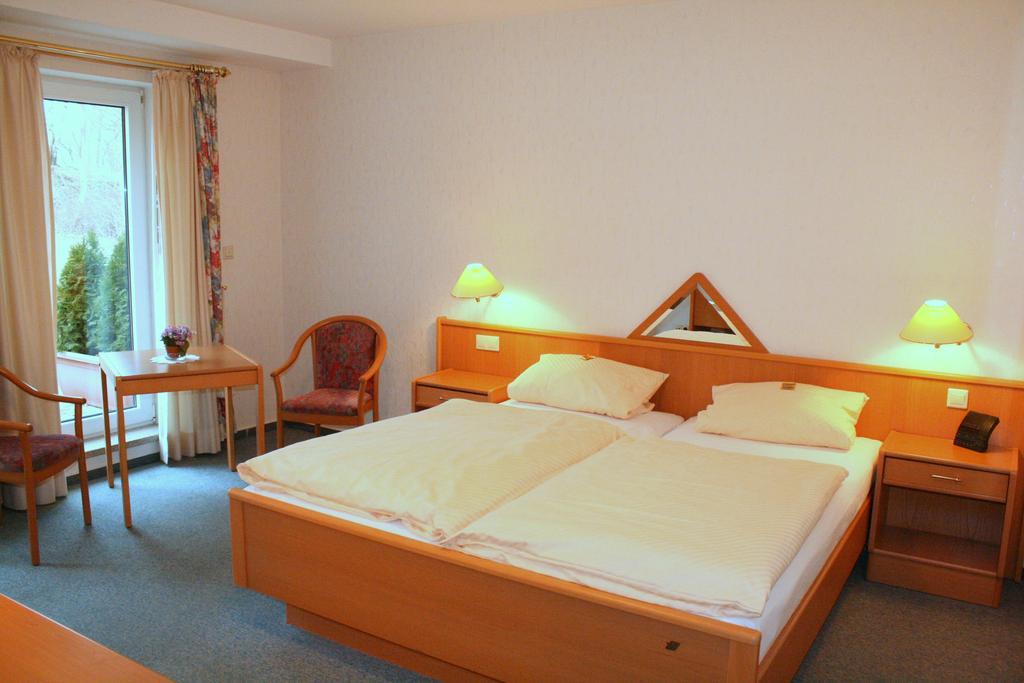 Hotel Haus Hellhohl Garni Brilon Room photo